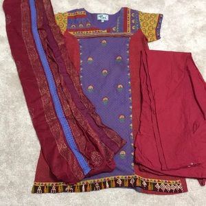 Indian dress/ Salwar/ Chudidar